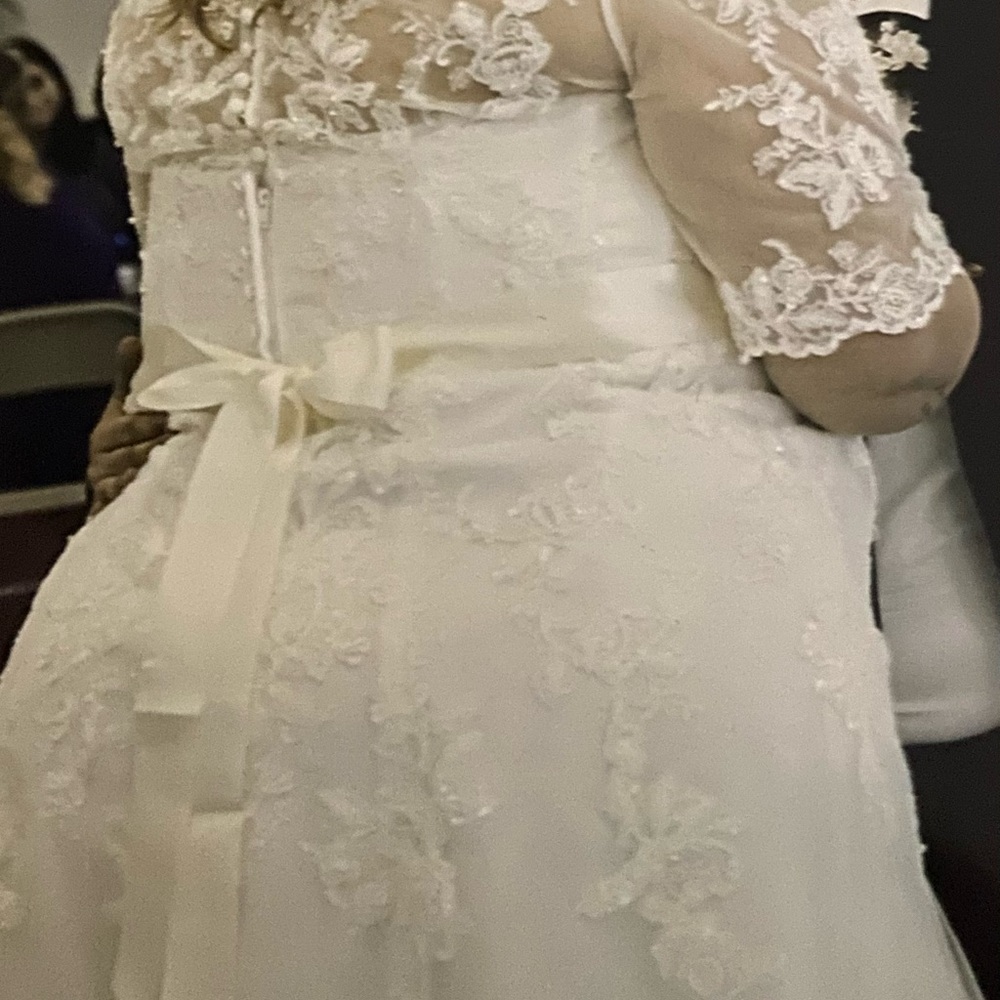 HOST PICK: Tea Length Plus Size Wedding Dress
